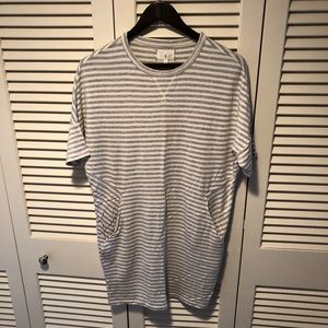 ⬇️ Lou & Grey dress with pockets!